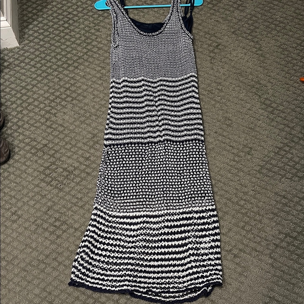 Elegant Black and White Knit Dress